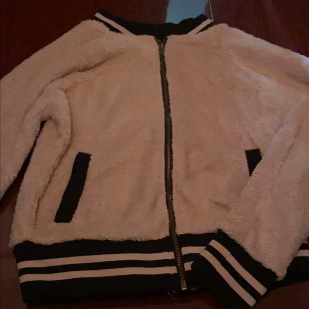 soft jacket!! - Picture 3 of 3